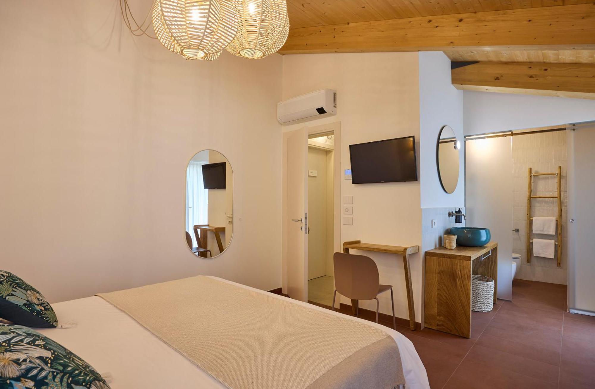 La Sfiora B&B แชร์เวีย ภายนอก รูปภาพ